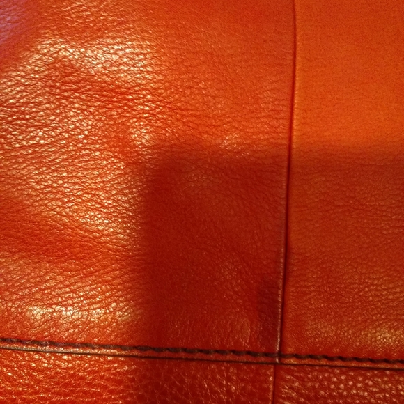 Fossil Explorer Leather Foldover Tote - Picture 6 of 6